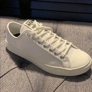 Nothing New Off-White Thursday Low Top